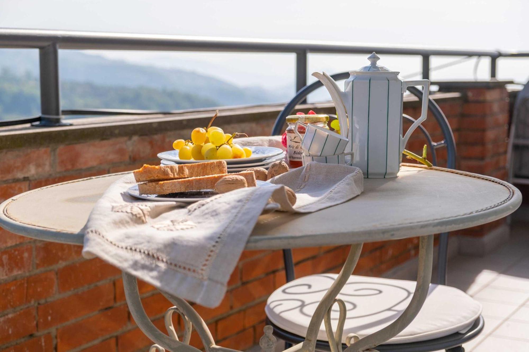 Agriturismo Irto Colle Massa e Cozzile エクステリア 写真